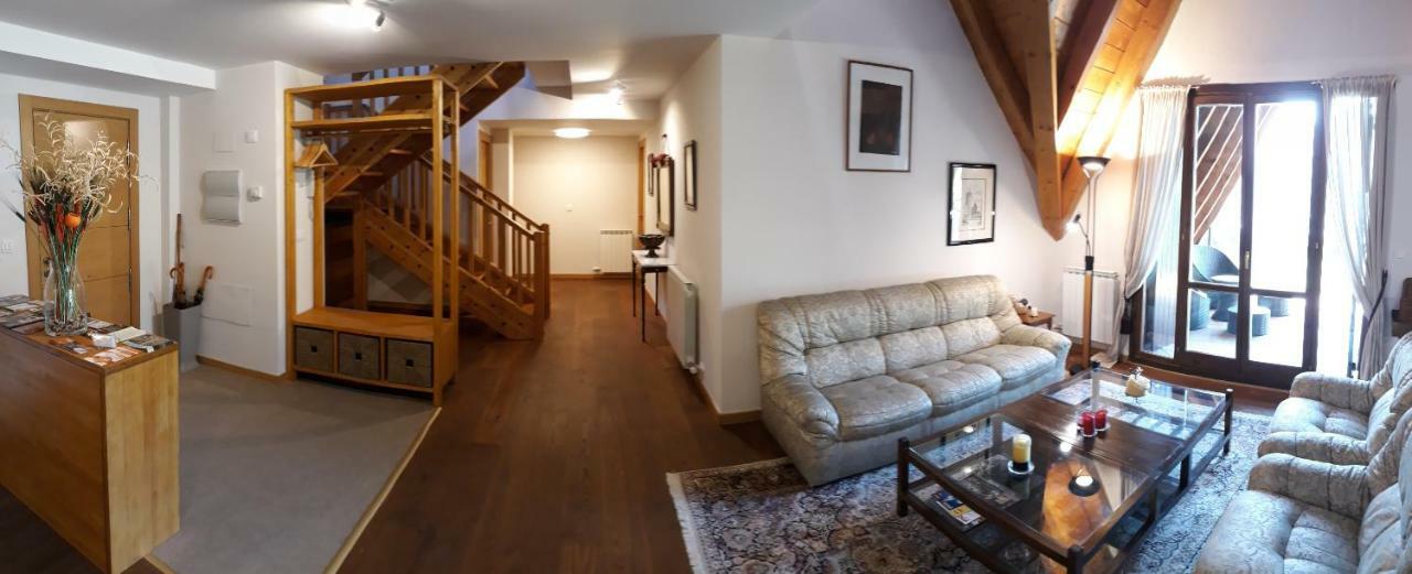 Excelsior. Espectacular Y Exclusivo Apartamento En Sallent De Gallego. Ngoại thất bức ảnh